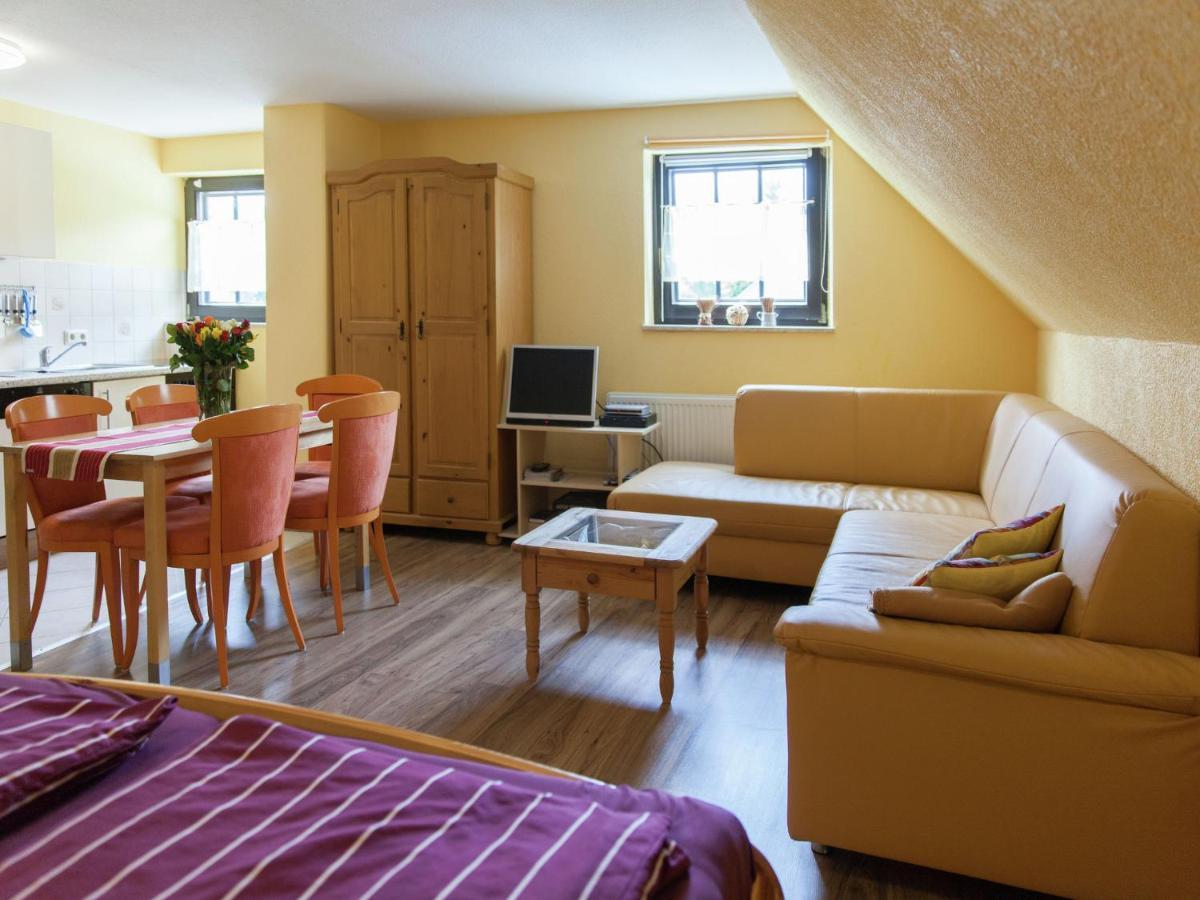 Beautiful Apartment In Merschbach With Garden Ngoại thất bức ảnh