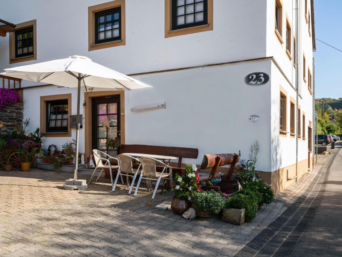 Beautiful Apartment In Merschbach With Garden Ngoại thất bức ảnh